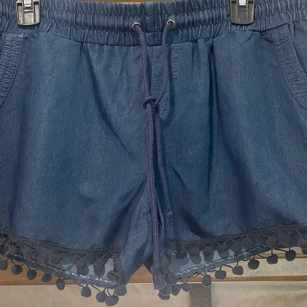 3/$25*Rampage Black High Waist Pom-Pom Shorts - Picture 3 of 6